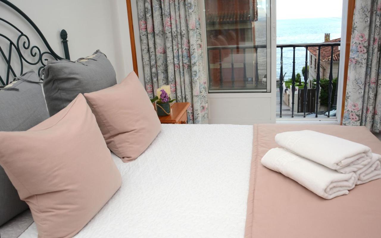 Desconectaengalicia Mantela, Vistas Puerto Deportivo, 20M Playa Sanxenxo Exterior foto